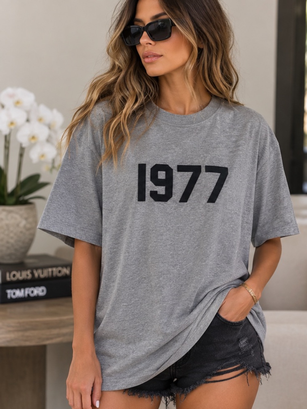 Fear of God Essentials 1977 Gray T-Shirt Oversized Logo Tee Streetwear